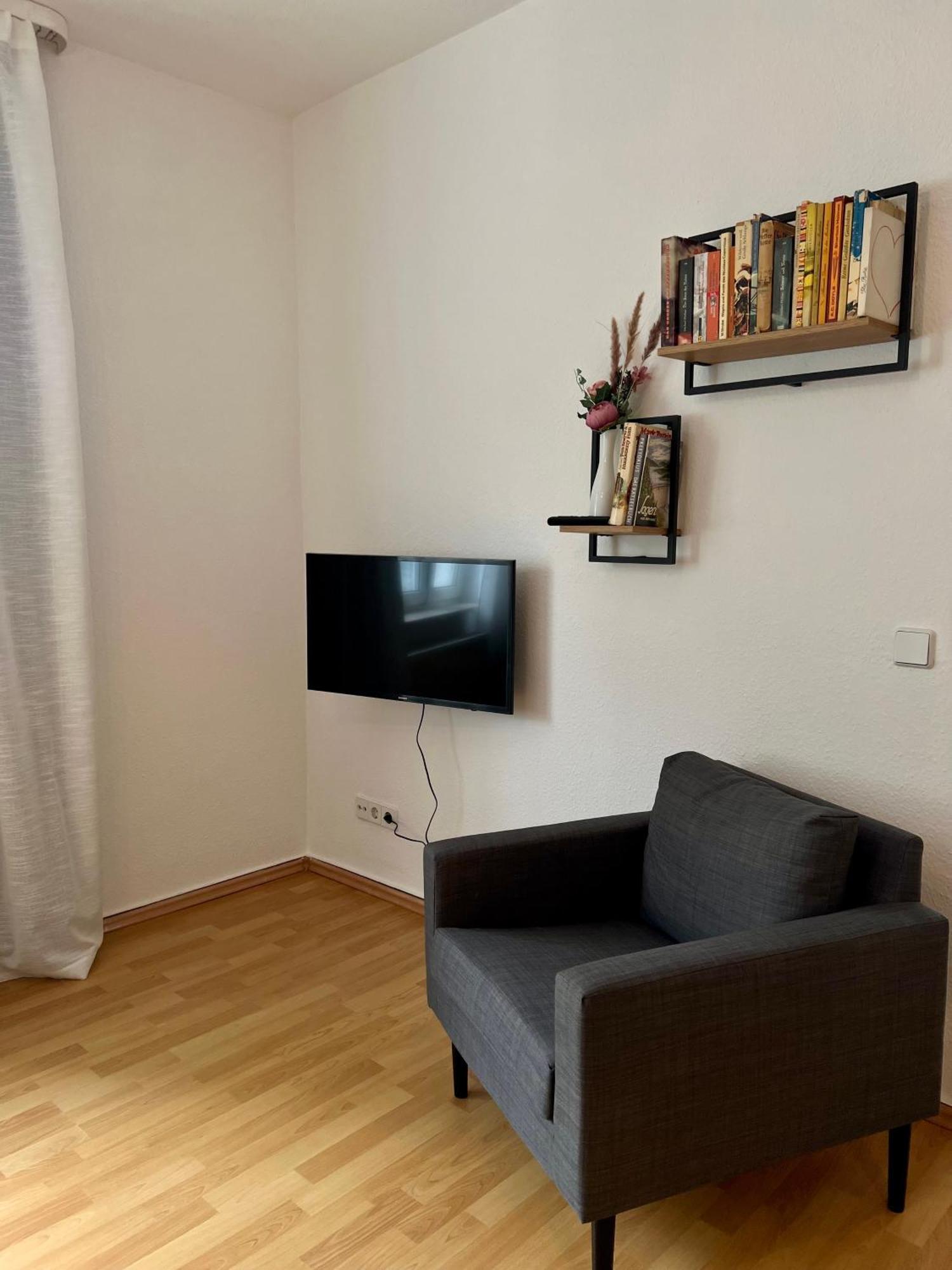 Vollausgestattet, Grosszuegig & Zentral Fuer Bis Zu 4 Apartman Magdeburg Kültér fotó